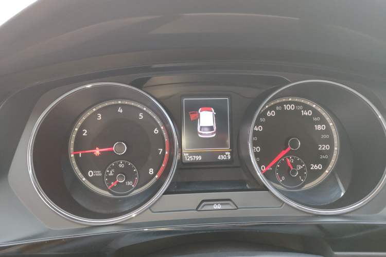 Used Volkswagen Tiguan L 2019 330TSI Automatic Two-Wheel Drive Smart Luxury Version China V Emission Standard