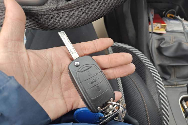 Used Wuling Hongguang S3 2019 1.5L Manual Comfort Model China VI Standard