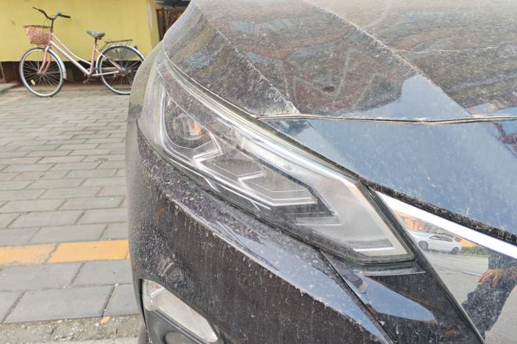 Used Nissan Teana 2019 2.0L XL Comfort Edition Right Front Headlight