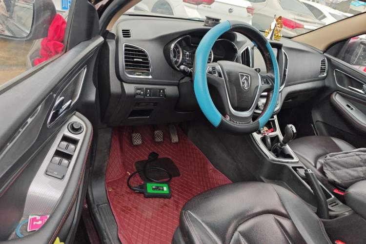 Used Baojun 560 2016 1.8L Manual Luxury Edition Driver Seat