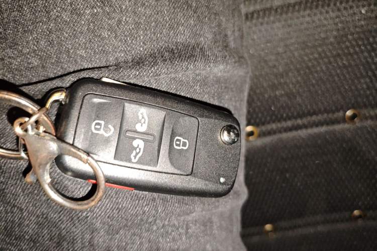 Used Volkswagen Caravelle 2018 2.0 TSI 4x4 Luxury Edition 7-Seater
