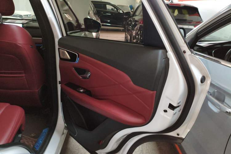 Used JETOUR X70 PLUS 2025 1.5T Flagship Edition 5 Seats