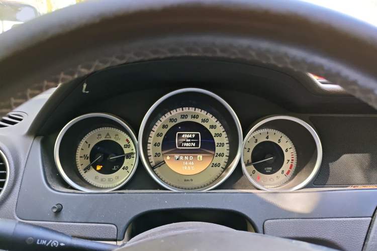 Used Mercedes-Benz C-Class 2011 C 200 CGI Elegant Model
