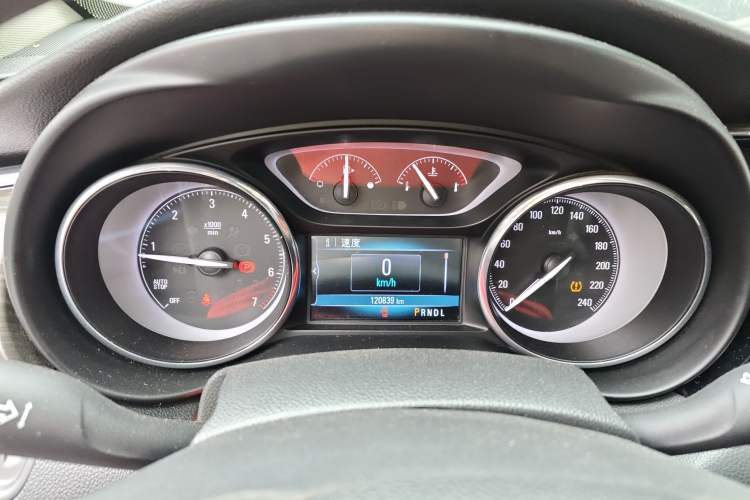 Used Buick Envision 2018 20T Two-Wheel-Drive Leading Model