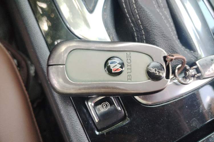 Used Buick Regal 2019 20T Luxury Model China VI Standard
