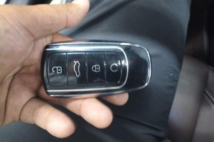 Used Chery Tiggo 8 PLUS 2024 Champion Edition 290TGDI DCT Deluxe Version 5-Seater