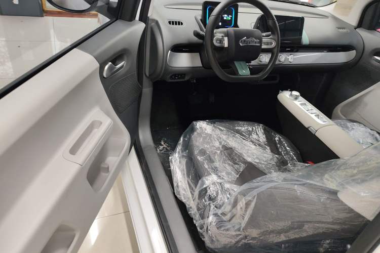 Used CHANGAN NEVO Lumin 2025 205 km Xiangqin Version
