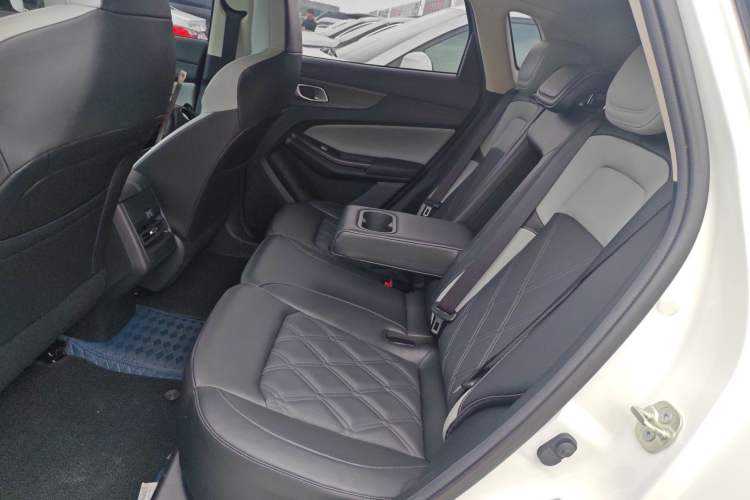 Used CHANGAN NEVO Q05 2024 Truly Delicious Version 125" Beyond-Performance Model CATL Left Rear Seat