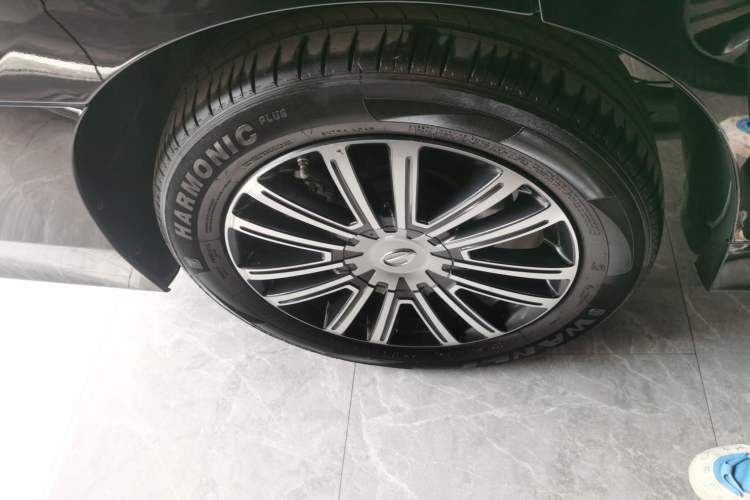 Used GAC Trumpchi M8 2021 Lingxiu Series 390T Deluxe Edition Exterior 5