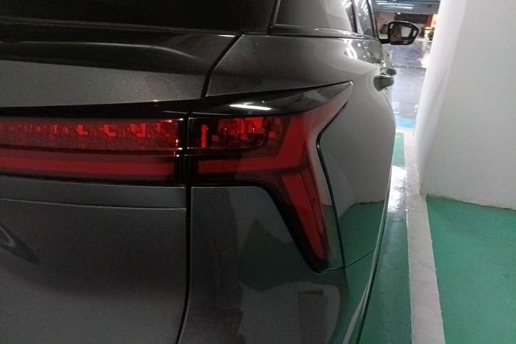 Used CHANGAN CS75 PLUS 2023 3rd Generation 2.0T Automatic Prestige Version Right Rear Taillight