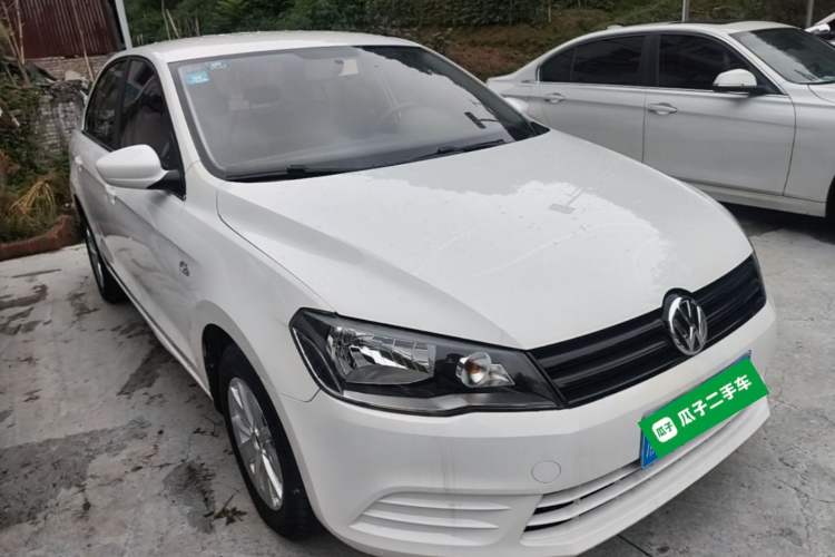 Used Volkswagen Jetta 2015 Value Edition 1.6L Manual Fashionable Style
