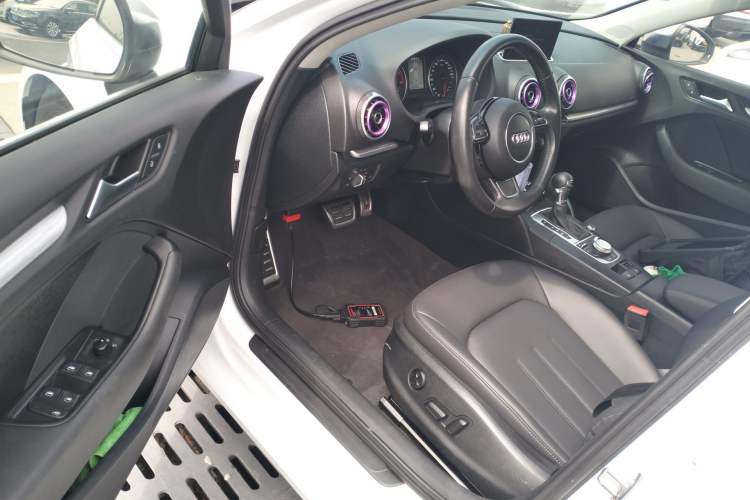 Used Audi A3 2016 Limousine 35 TFSI Prestige Edition