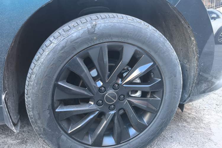 Used FORTHING T5 EVO 2021 1.5TD DCT Starry Edition Right Front Wheel Hub