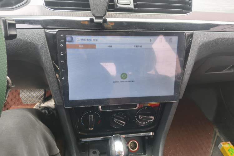 Used Volkswagen Bora 2017 1.6L Automatic Comfort Model Audio And AC Panel