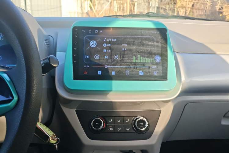 Used JMEV Xiao Qilin 2024 201km Comfort Version Audio And AC Panel