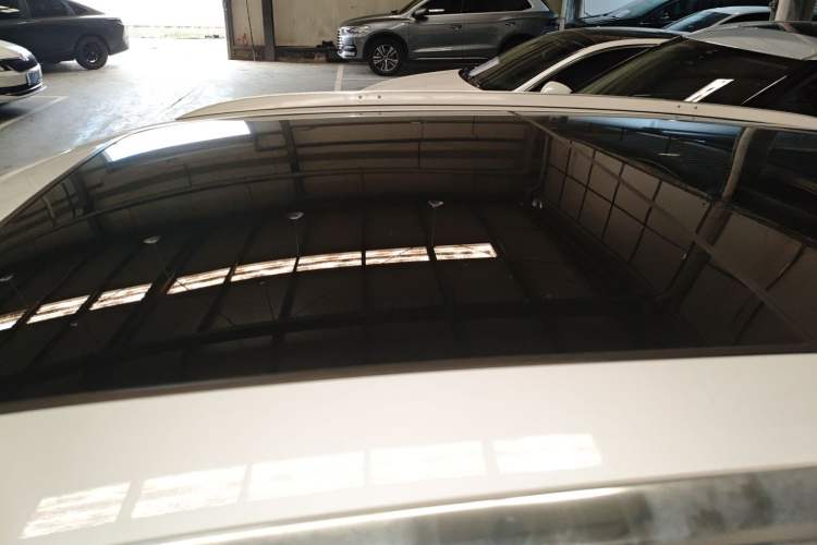 Used Audi Q5 2017 Plus 40 TFSI Comfort Model Roof