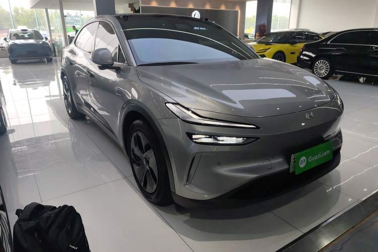 Used ONVO L60 2024 60 kWh Rear-Drive Version