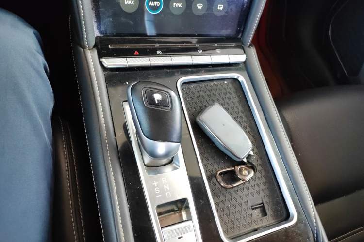 Used Venucia Star 2020 260T Automatic 48V Mild Hybrid Turbocharged Star Edition