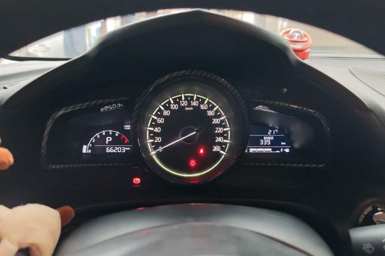 Used Mazda 3 Axela 2019 Cloud-Controlled Version Sedan 2.0L Automatic Luxury Trim China VI Standard Instrument Cluster