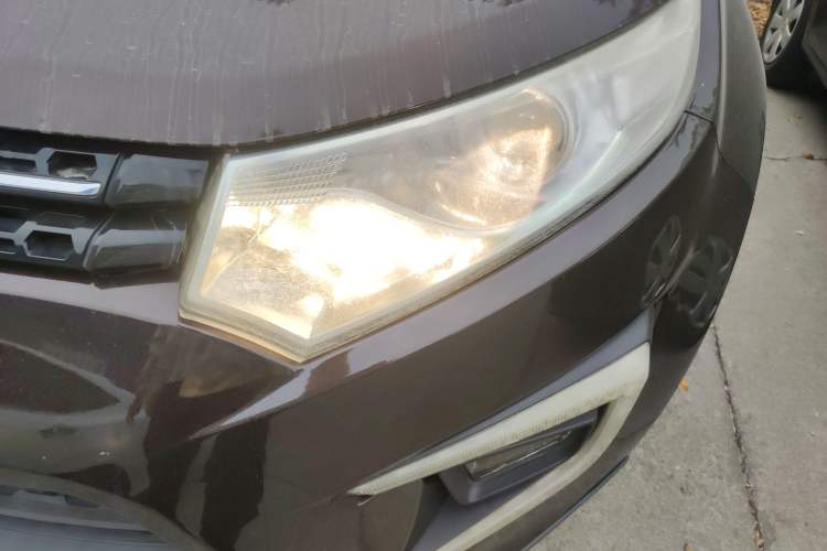 Used JMC Yusheng S330 2016 1.5L GTDi Automatic Two-Wheel Drive Prestige Edition