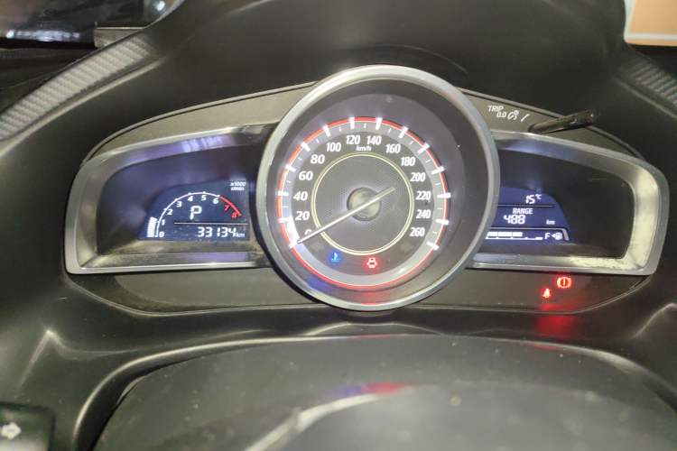 Used Mazda Mazda 3 Axela 2014 Sedan 1.5L Automatic Comfort Model