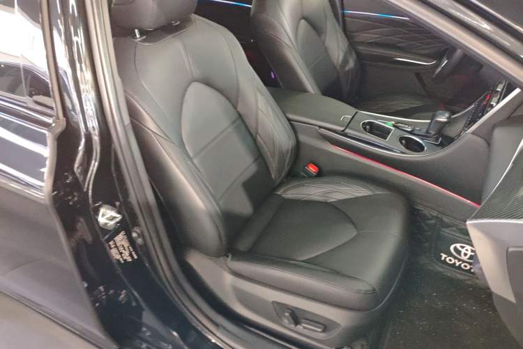 Used Toyota Avalon 2023 Dual-Motor 2.5L XLE Prestige Edition