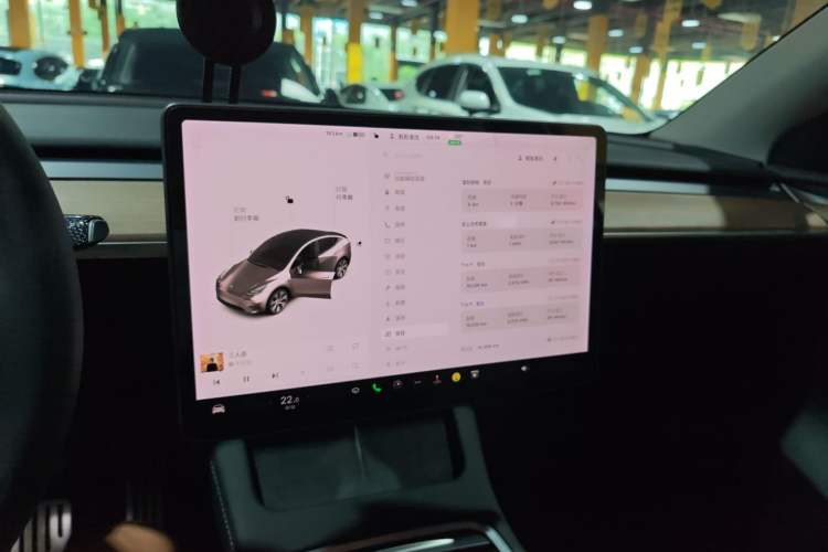 Used Tesla Model Y 2021 Long-Range All-Wheel-Drive Version