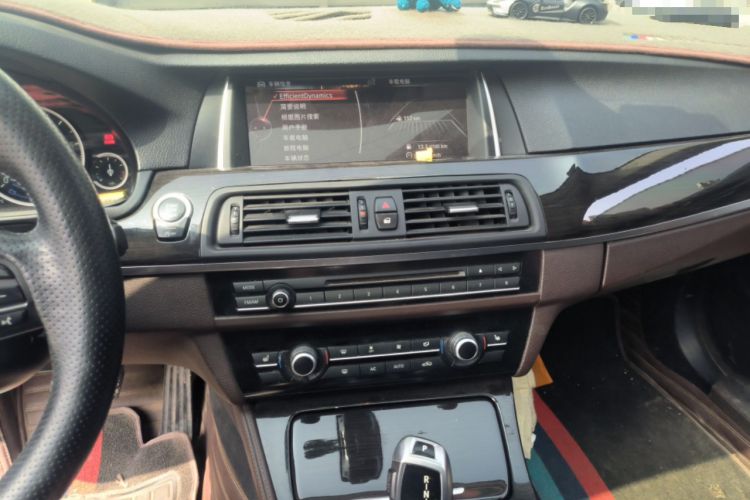 Used BMW 5 Series 2017 525Li Luxury Design Package Audio And AC Panel