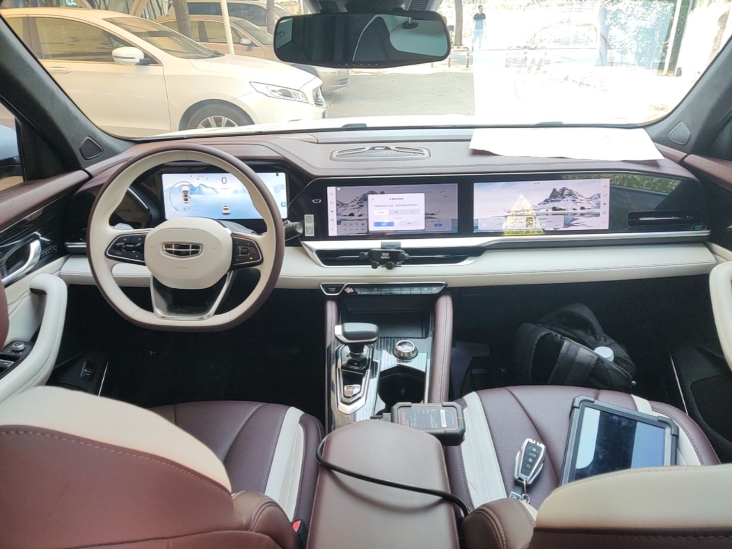 Geely Auto Monjaro L 2021 2.0TD DCT EVO Two-Wheel Drive Prestige Version — снимка 20