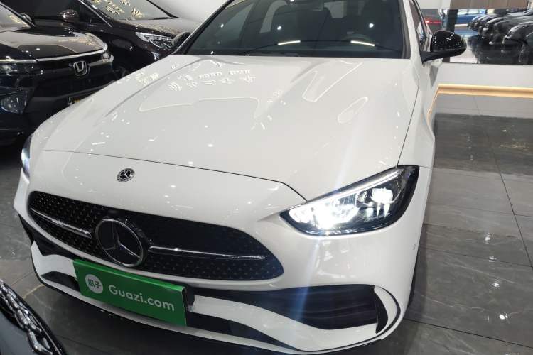 Used Mercedes-Benz C-Class 2024 Second Facelift C 260 L Starry Night Sport Edition
