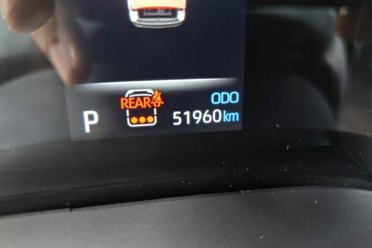 Used Toyota Granvia 2023 2.5L Hybrid Luxury Edition Odometer Close Up