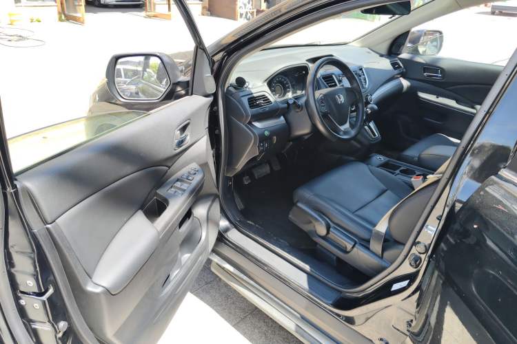 Used Honda CR-V 2015 2.0L two-wheel drive Fashion Edition