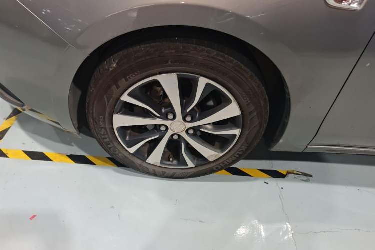 Used Buick Excelle GX 2019 18T Automatic Connected Elite Model China V Standard
