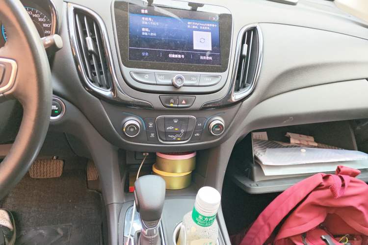 Used Chevrolet Equinox 2022 535T Chijie Edition Audio And AC Panel