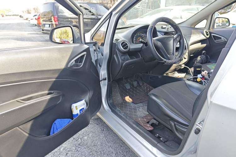 Used Chevrolet Sail 2013 Sedan 1.4L Manual Ideal Happiness Edition
