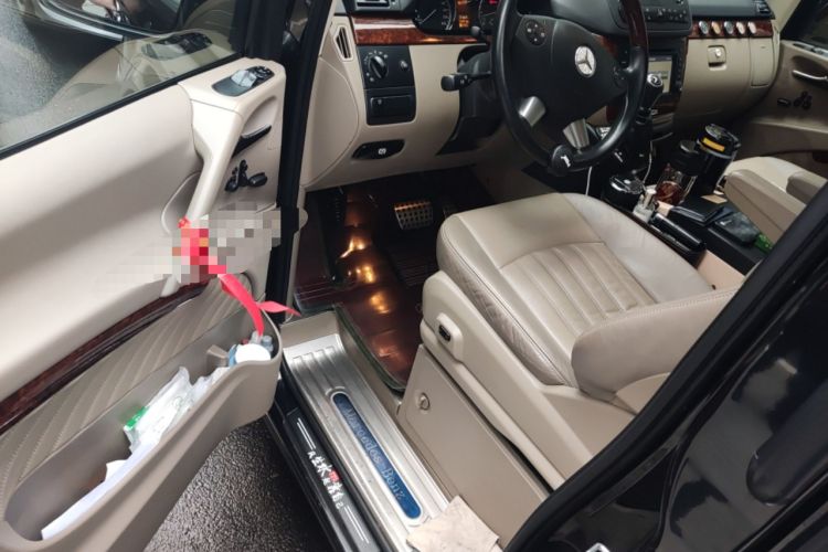 Used Mercedes-Benz Viano 2014 3.5L Premier Edition