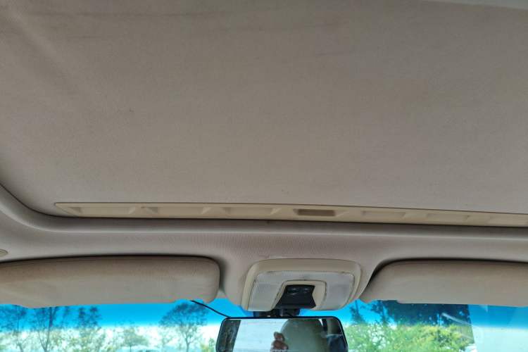 Used Volvo S80L 2011 2.0T ZhiZun Edition
