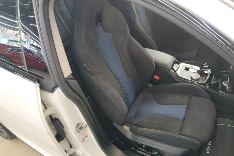 Used BMW 2 Series 2023 225i Four-Door Coupe M Sport Shadowline Package