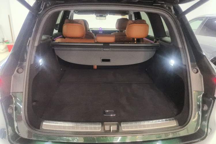 Used Hima AITO M8 2025 Extended-Range Max+ Version 53.4 kWh 5-Seater Edition Trunk