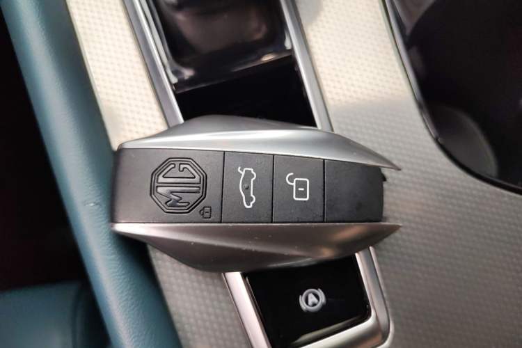 Used MG 7 2023 2.0T Automatic Hunter Luxury Edition
