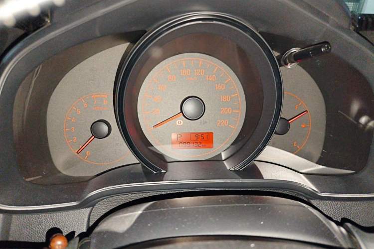 Used Honda Fit 2014 1.5L LX CVT Comfort Model Instrument Cluster