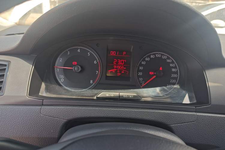 Used Volkswagen Santana 2018 1.5L Automatic Fashion Edition Instrument Cluster