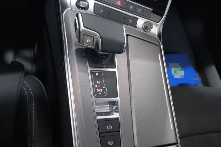 Used Audi A7L 2024 45TFSI S-line Dream-Building Edition Flow Crystal Package