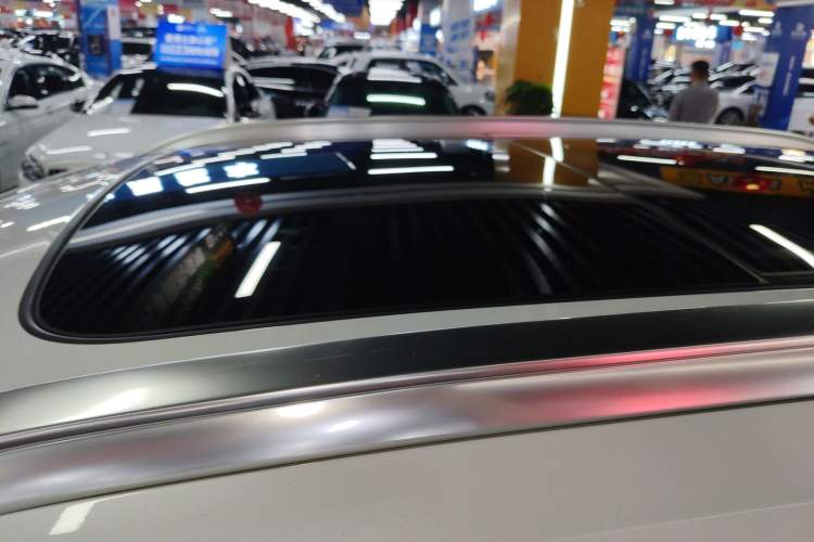 Used Volvo XC40 2023 B3 Zhiyuan Luxury Edition Roof