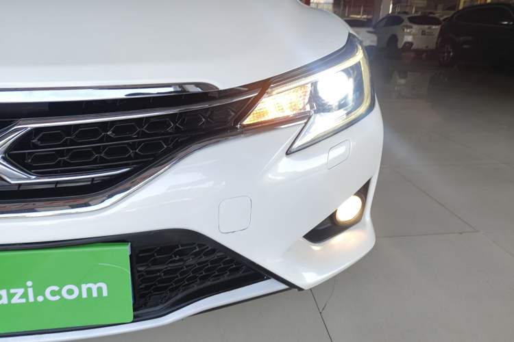 Used Toyota Reiz 2013 2.5V Shangrui Edition Left Front Headlight