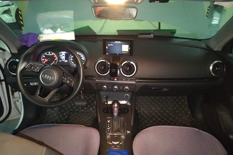 Used Audi A3 2020 Limousine 35 TFSI Fashion Edition China VI Emission Standard
