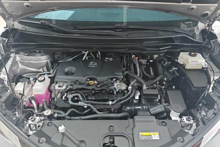 Used Toyota SIENNA 2023 2.5L Hybrid Deluxe Edition
