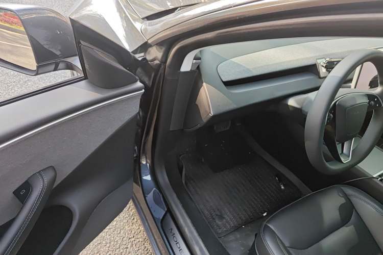 Used Tesla Model 3 2023 Rear-Wheel-Drive Version