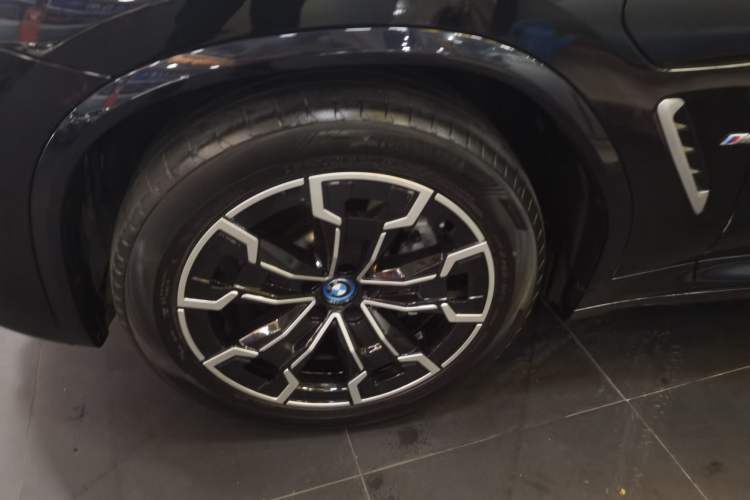 Used BMW iX3 2022 Updated Leading Version Left Front Wheel Hub