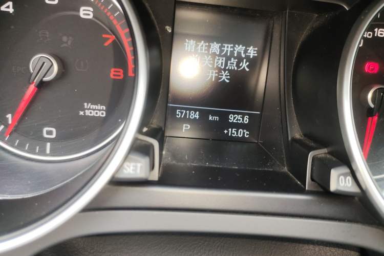 Used Audi A5 2014 Sportback 45 TFSI Fashion Edition Odometer Close Up